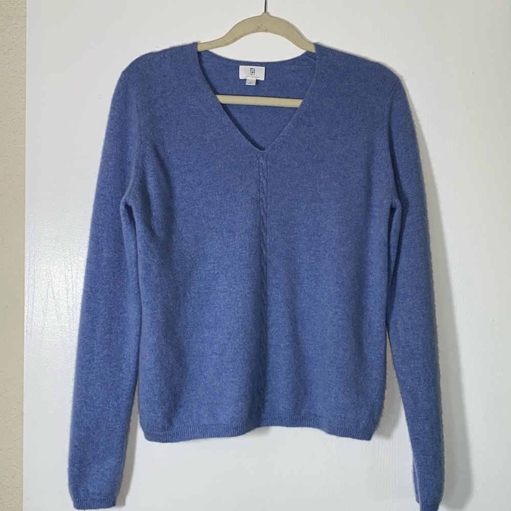 Apt 9 light blue100% cashmere sweater.